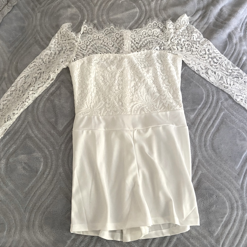 Off the shoulder wink romper